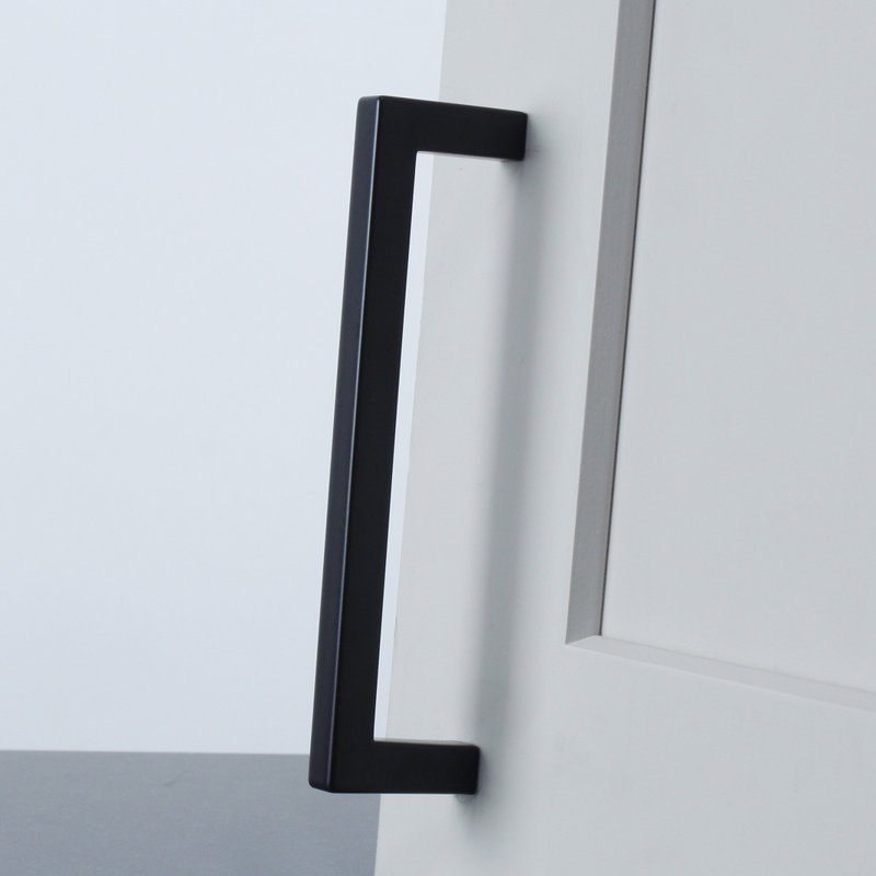 Poignée barre carrée 5 1/16" centré Kai, Noir mat