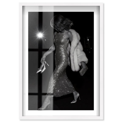 Décoration murale mode «Midnight Strut Shadowbox Print» par Notoriart, cadre blanc, 16 x 24