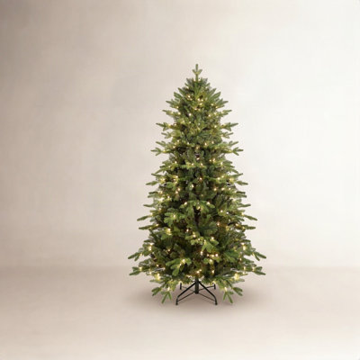 Pre-Lit Spruce Christmas Tree