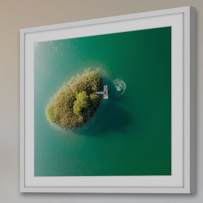 Single Picture Frame Print, 51 cm H x 51 cm W x 3.81 cm D