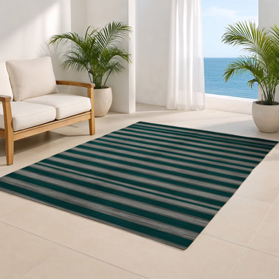 Tapis intérieur / extérieur vert HorizontalStripes