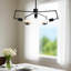 Lustre noir moderne industriel à 5 lumières avec bras de lampe réglables - îlot de cuisine, salle à manger et plafonnier semi-encastré