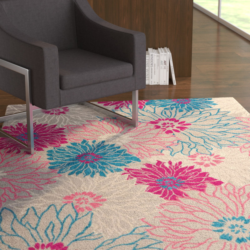 Carollee Floral Indoor Rug, Rectangle 6'7" x 9'6"