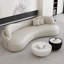 Canapé au design simple et luxueux