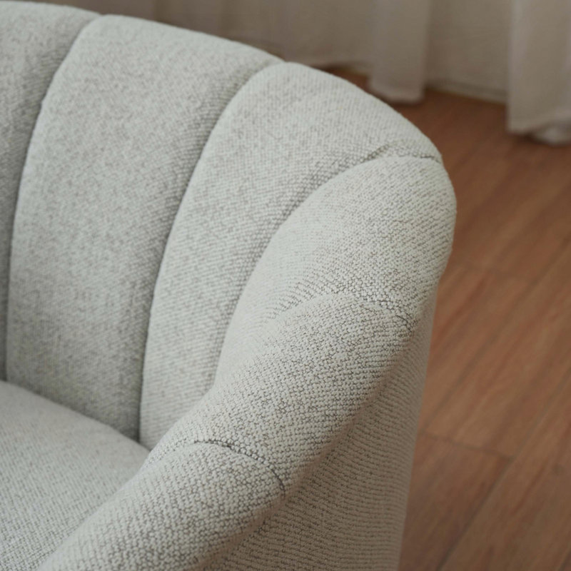 Chaise d'appoint pivotante avec accoudoirs inclinés