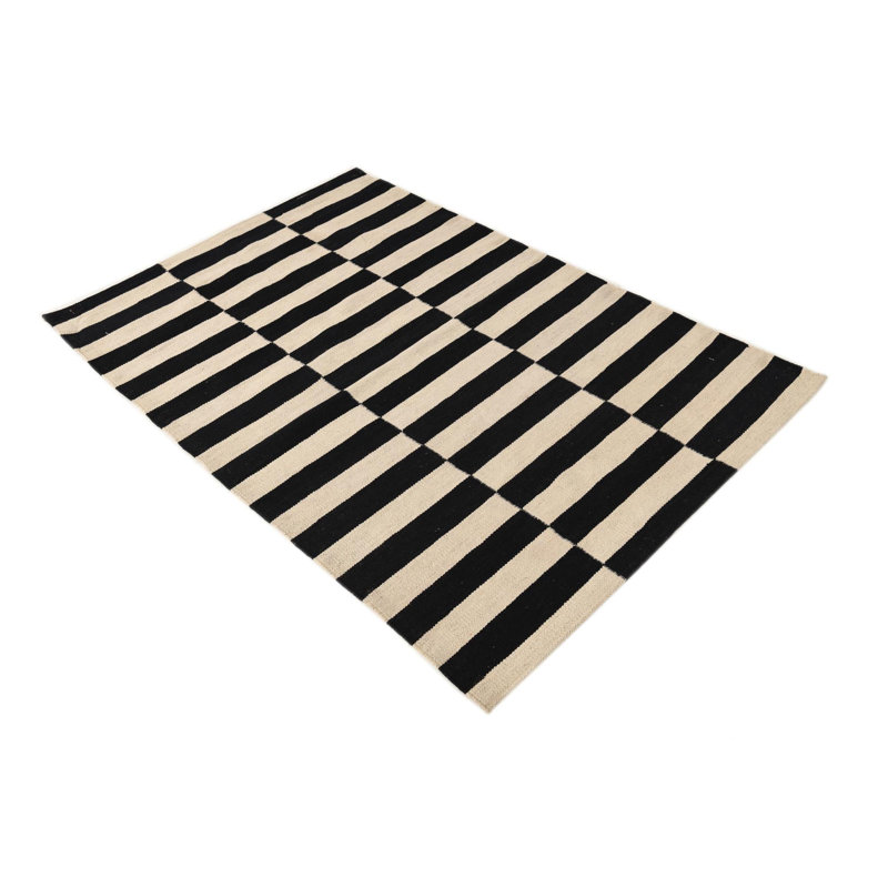 Tapis noir et blanc 3x5 Pinkerton