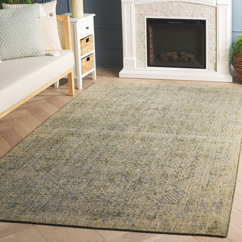 Lovallo Hand Loomed Wool/Cotton Oriental Rug in Green, Rectangle 5' x 8'