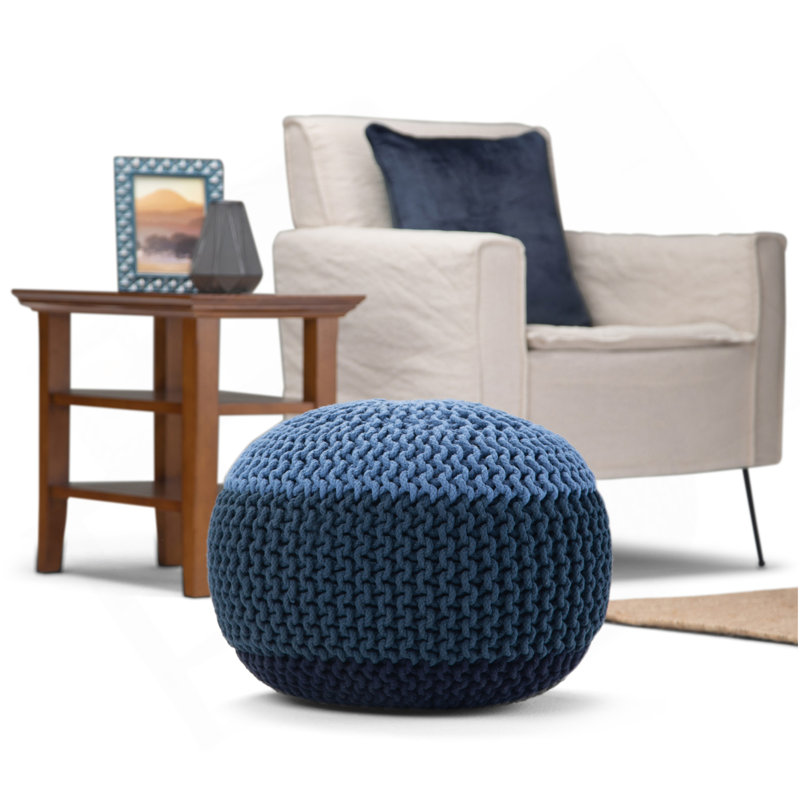 Nikki - Pouf rond tricoté à la main - Bleu / Bleu marine
