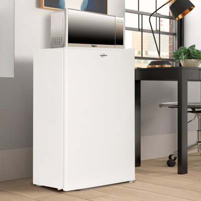 Mini réfrigérateur 3,1 pi cu avec congélateur + micro-ondes Total Chef Koolatron