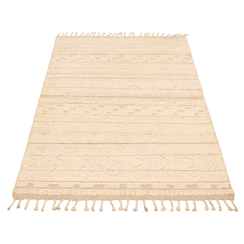 Inspirés par les tons terreux et les meilleurs matériaux, ces tapis de style marocain sont tissés par des tisserands qualifiés.