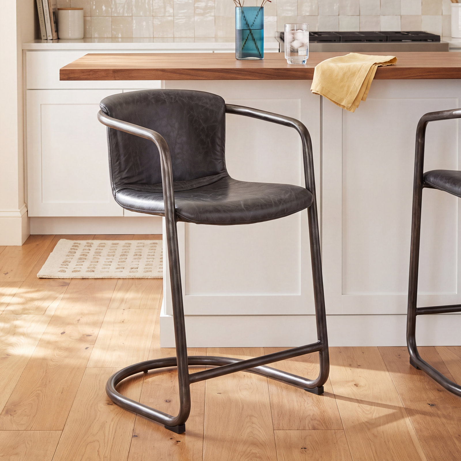 Higbee Genuine Leather Bar and Counter Stool, Counter Stool (25" Seat Height), Black Genuine Leather