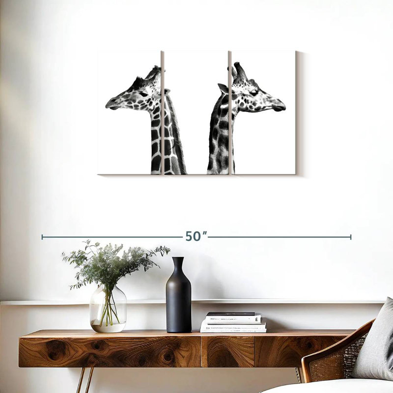 Brampt Giraffe Opposition, 20" H x 33" W