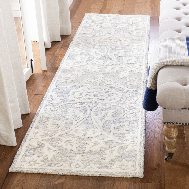 Larnakas Hand Tufted Wool Floral Rug, Runner 2'3" x 8'