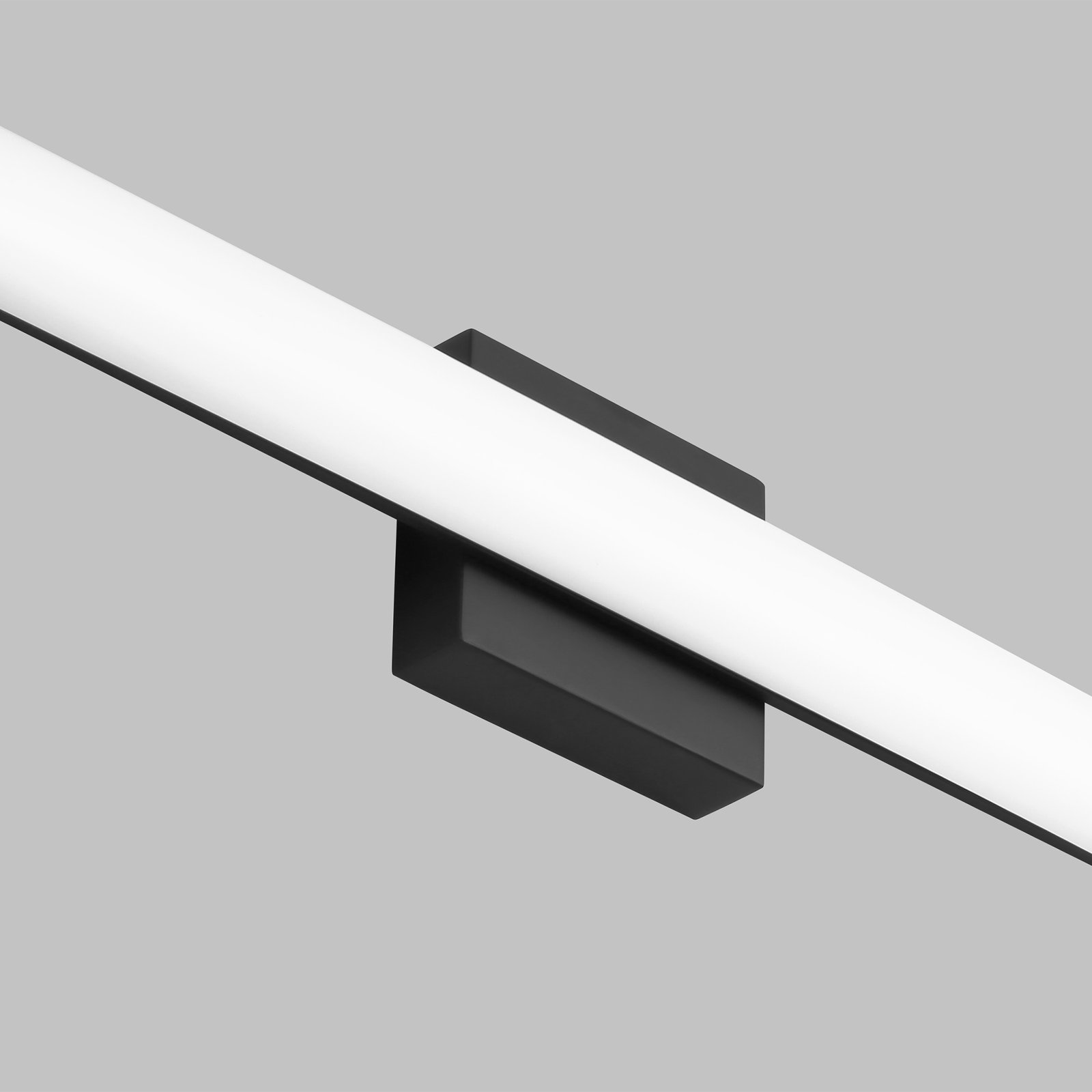 Finn Single Dimmable LED Bath Bar, Nightshade Black, 3000