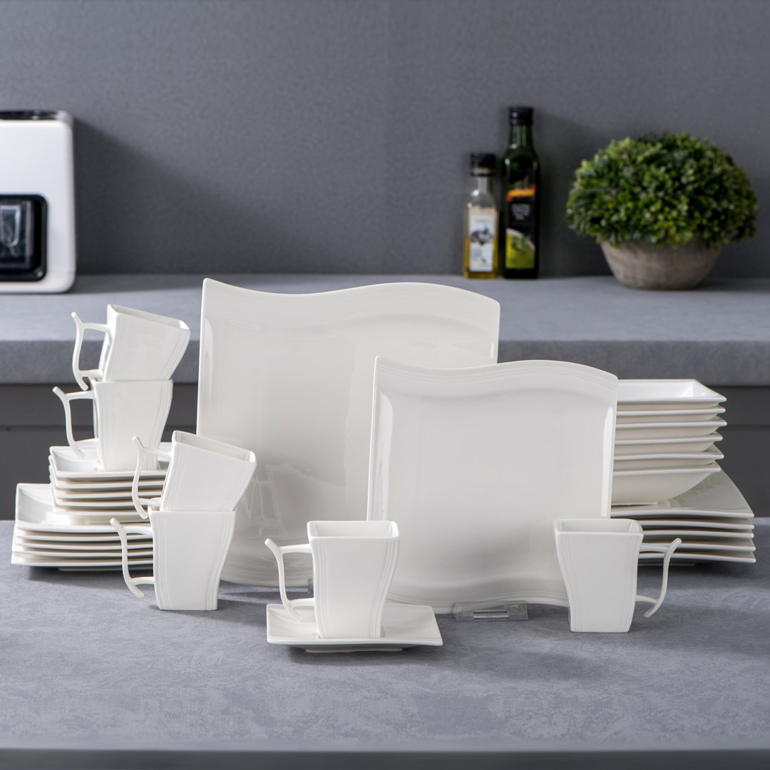 30 Piece Dinnerware Set, Service for 6