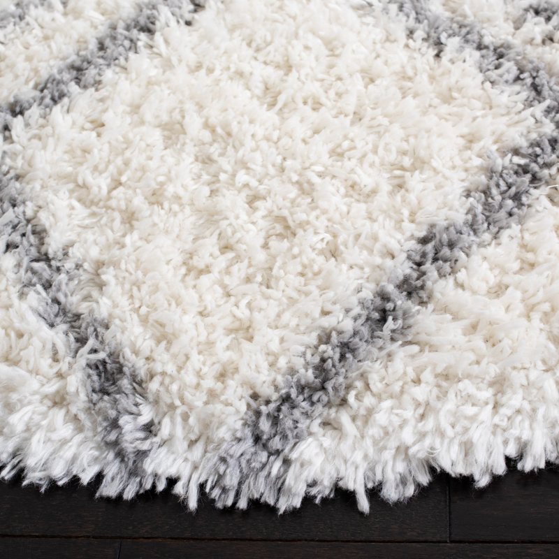Renfro Moroccan Tassel Shag Performance Geometric Rug, Rectangle 5'3" x 7'6"