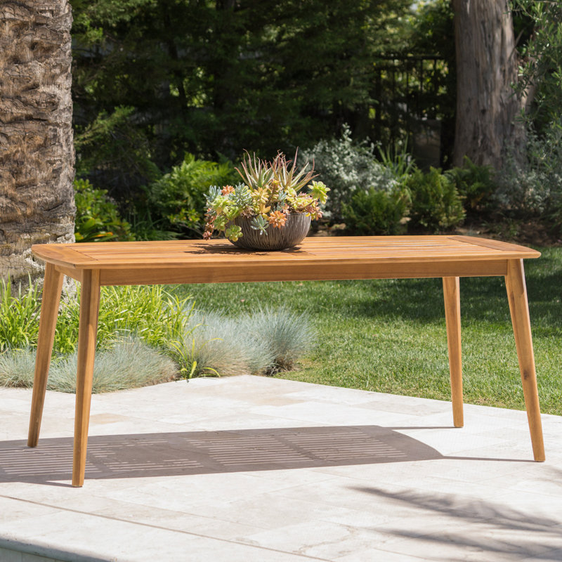 Table de salle à manger d'extérieur