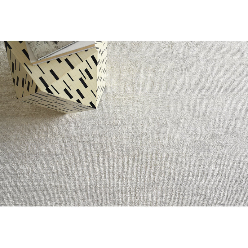 Plush Area Rug in White, Rectangle 8' x 10'