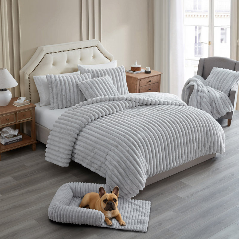 Long Sofa-style Small Grey Pet Bed 22"x18"x5", Grey, Small (5" H x 22" W x 18" D)