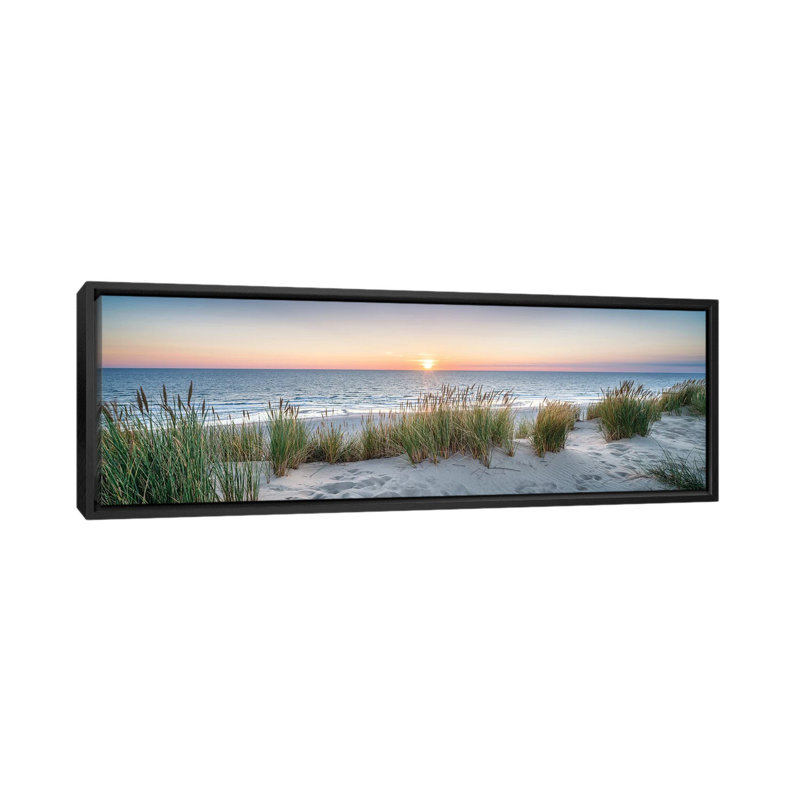 «Dune Beach Panorama At Sunset» par Jan Becke, reproduction encadrée sur toile, H 24 po x l 72 po, Toile avec cadre flottant