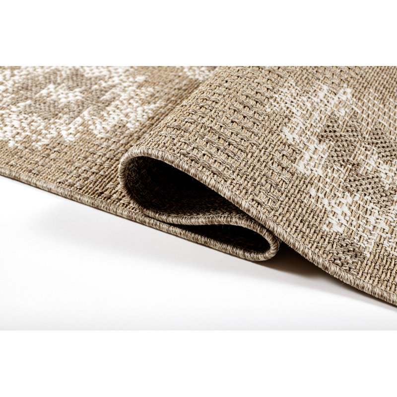 Sol Power Loomed Polypropylene Indoor/Outdoor Rug, 5'3x7'3