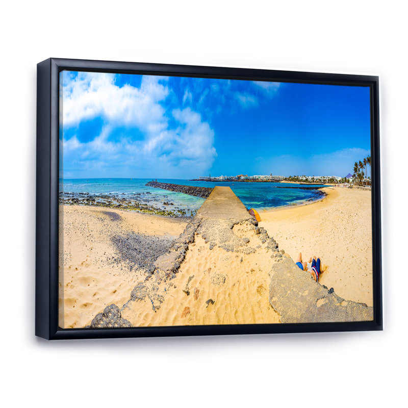«Espagnole vue sur la plage à Lanzarote», reproduction sur toile, H 16 po x l 32 po, Toile à cadre flottant noir
