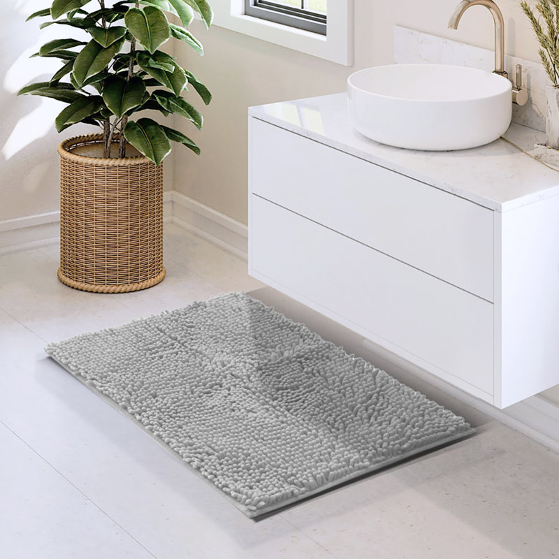 Kalyce Ultra Absorbent Non-Slip Chenille Bath Rug, Silver, 17"W x 24"L