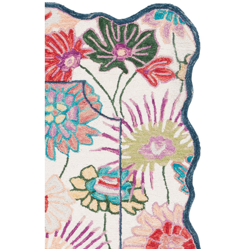 Orri Hand Tufted Wool/Cotton Floral Rug in Green/Ivory, Rectangle 8' x 10'