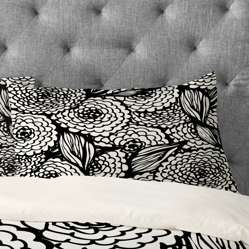 Julia Da Rocha Floral, Standard
