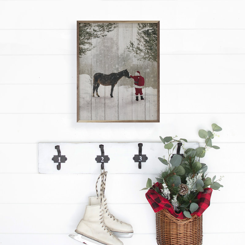 Père Noël avec cheval, H 10 po x l 8 po