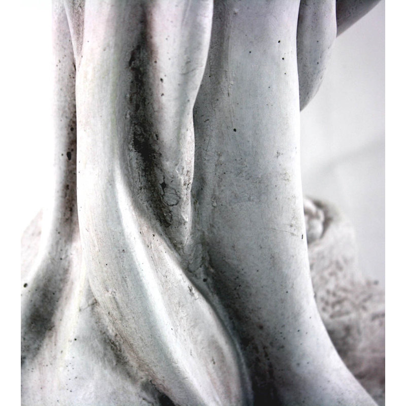 Lady with Rose Statue