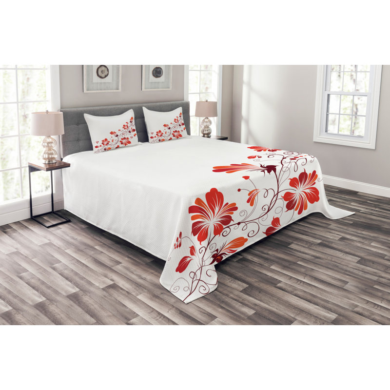 Friel Floral Bedspread with Pillow Shams, 220 x 264 cm