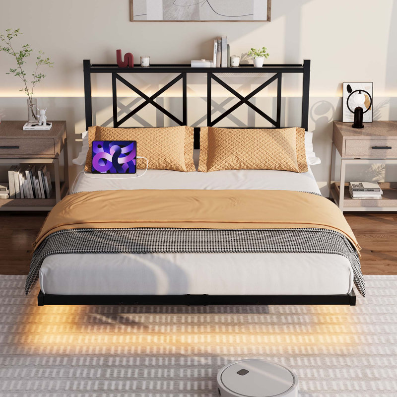 Base de lit flottante avec tête de lit et rangement, base de lit plateforme avec station de charge USB et lumières DEL, lattes en acier robustes, assemblage facile