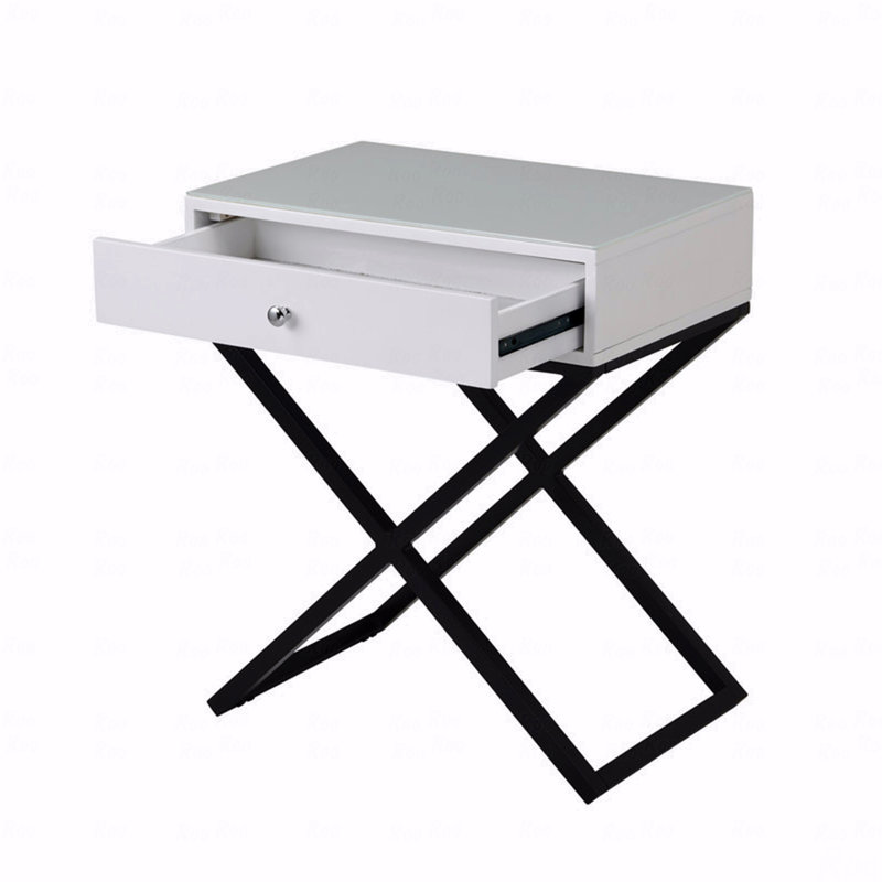 Table de chevet 23 po, Blanc