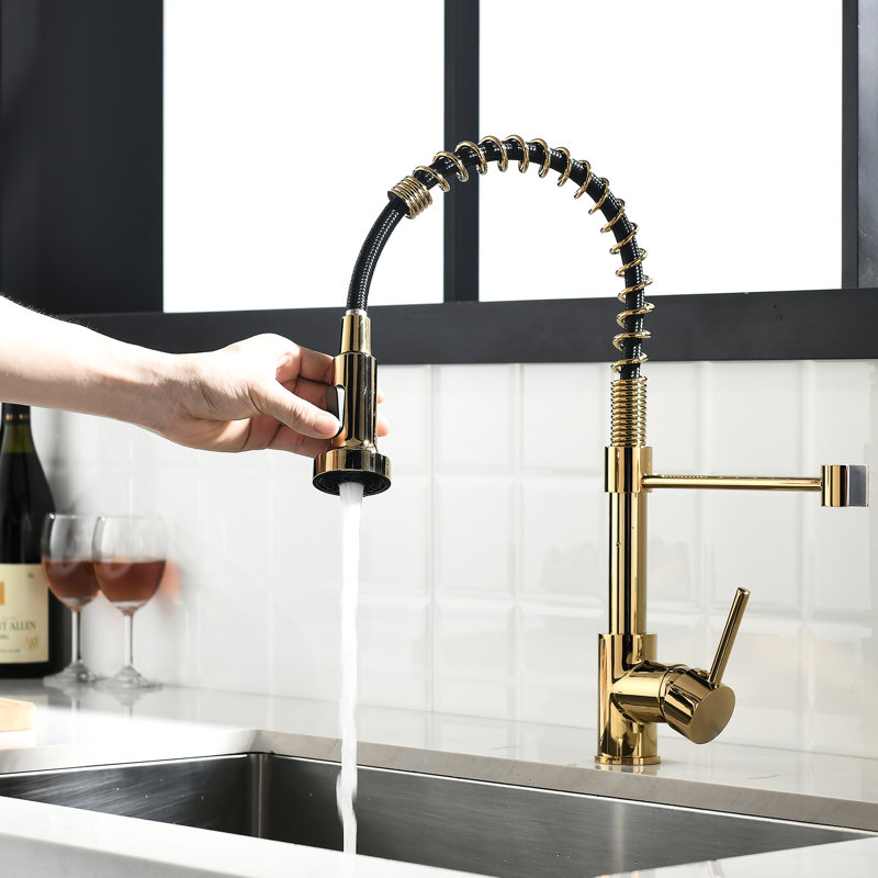 Robinet de cuisine rétractable en noir et or - fabrication en laiton pour la durabilité, débit de jet d'eau fluide, instructions d'installation faciles, remplissage en céramique, pour la saleté, fonction pratique