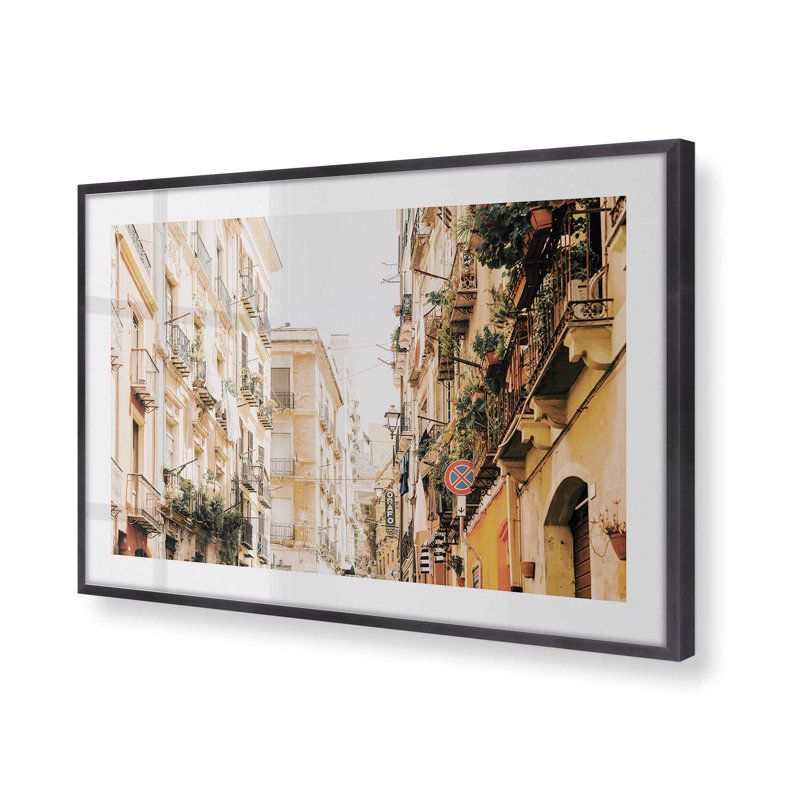 Alleyway Allure Print, Cadre en zinc patiné, H 9,25 po x l 11,25 po x P 1,25 po