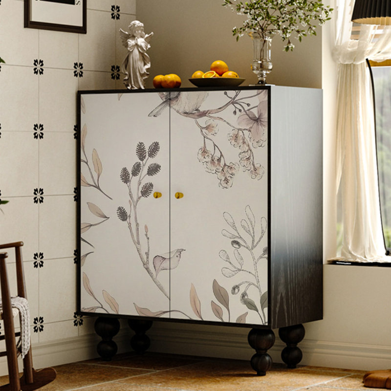 Armoire d'appoint de style médiéval américain