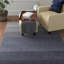 Tapis bleu tissé à la main Faynett-24361788