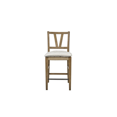 Chaises de comptoir en bois massif, hauteur amande, dossier à lattes, ensemble de 2. Construction en placage de jonc tressé, assise en tissu tressé, coussin amovible à nouer, finition chaleureuse. Bois massif. Profondeur : 45,7 cm, largeur : 55,9 cm, hauteur : 102,9 cm, poids : 7,7 kg.
