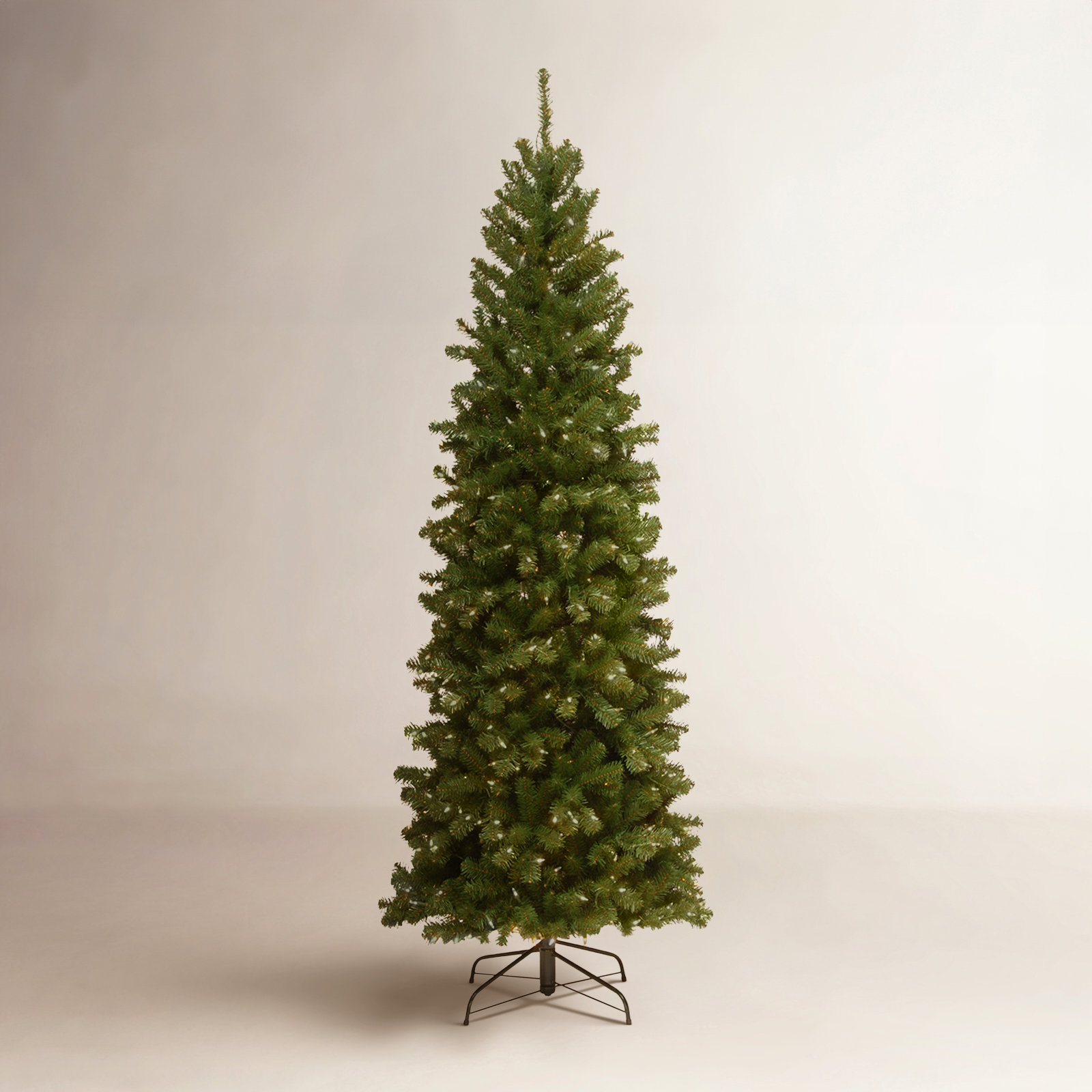 Pre-Lit Spruce Christmas Tree, 7.5'