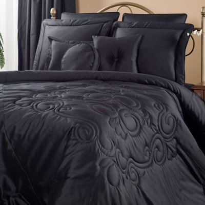 Medallion solid black with medallion quilted pattern 4 Piece Comforter Set