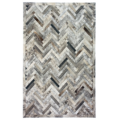 Plutus Cowhide Chevron Area Rug