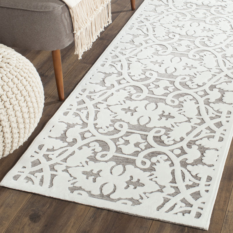 Alice Performance Damask Rug, Runner 2'3" x 7'