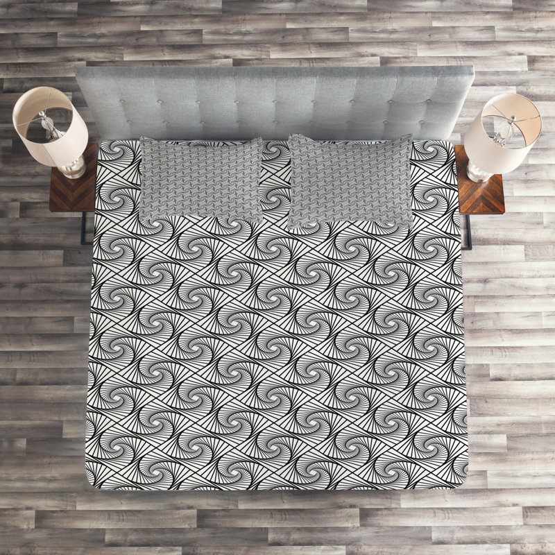 Farmhouse / Country Coverlet, Black/White, King Bedspread + 2 Shams