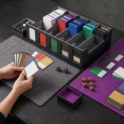 Boîte de rangement pour cartes à collectionner en cuir PU de qualité supérieure, organisateur à 5 rangées doublé de velours pour cartes de jeu de sport TCG, noir mauve avec manchons de diviseurs