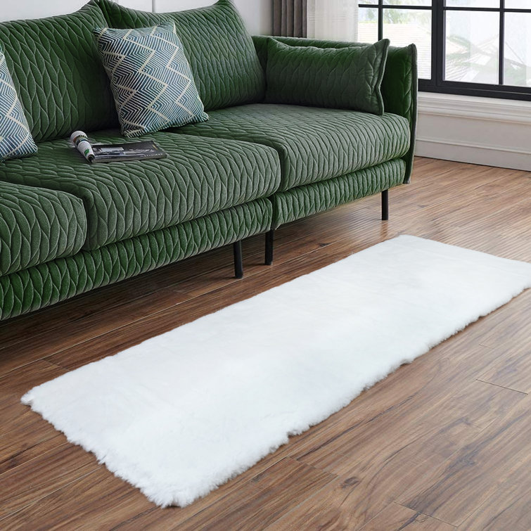 Damal Cozy Faux Rabbit Fur Area Rug Machine Washable Rug in White