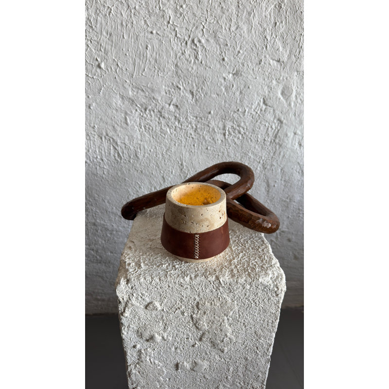 Grand porte-bougie en cuir travertin