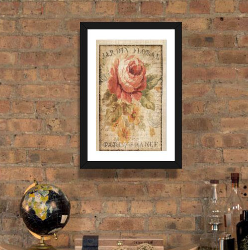 «Parisian Flowers II» par Danhui Nai, impression, H 32 po x l 24 po x P 1 po, Papier encadré noir