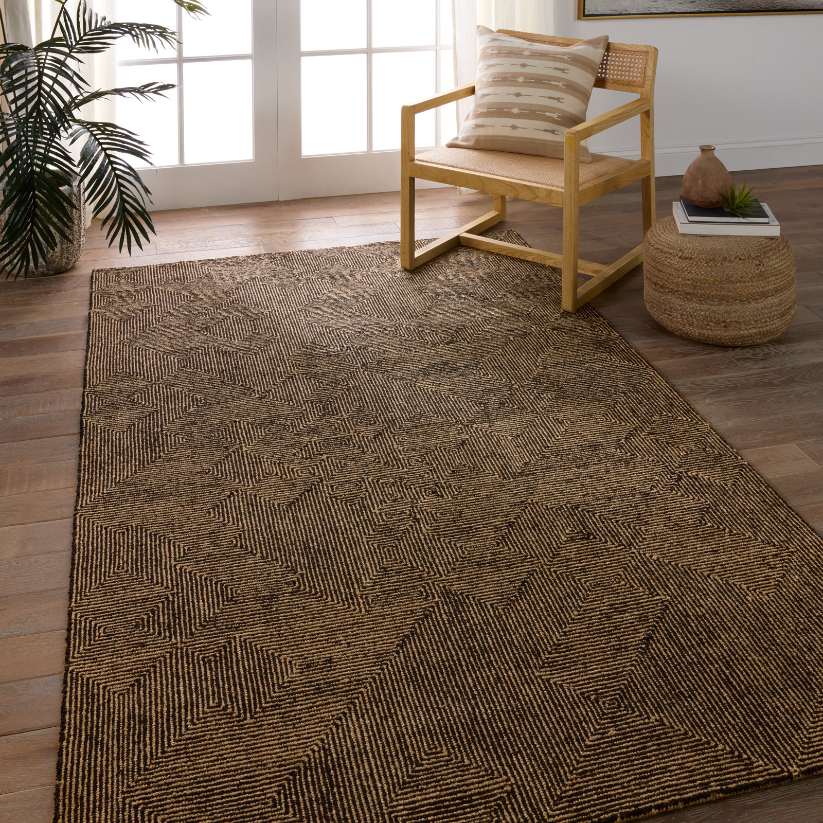 Alaska Handmade Tan/Black Rug, Runner 3' x 8'