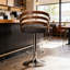 Tabouret tournant moderne avec coussin